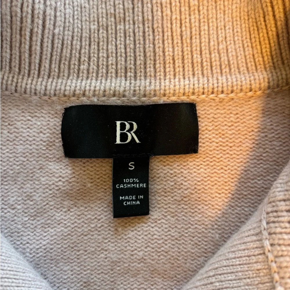Cashmere Banana Republic light pink sweater, small - Picture 2 of 9
